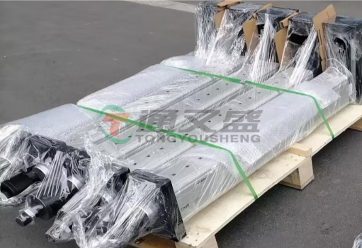 一款高端数控机床上使用的丝杆推杆式电动缸设计 一款高端数控机床上使用的丝杆推杆式电动缸设计